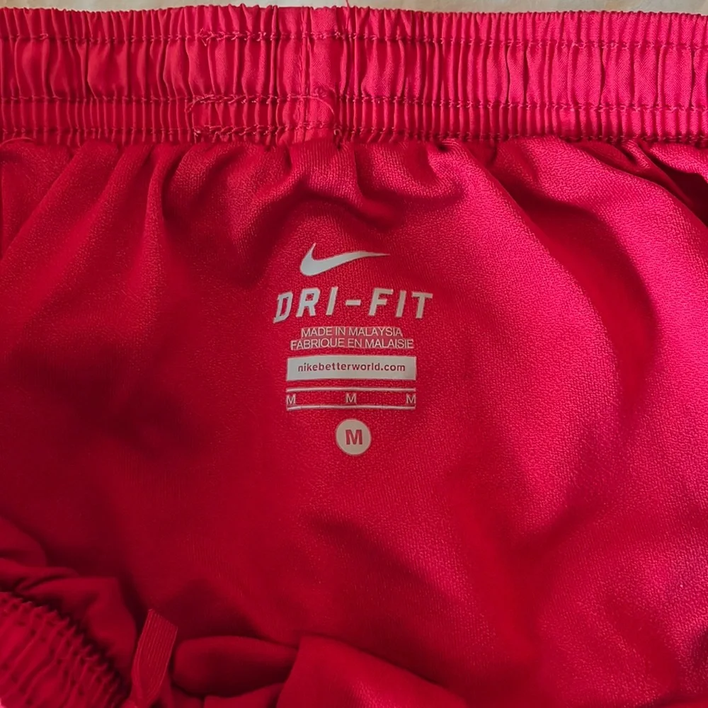 Women’s Nike Dri-fit running shorts - Picture 5 of 5
